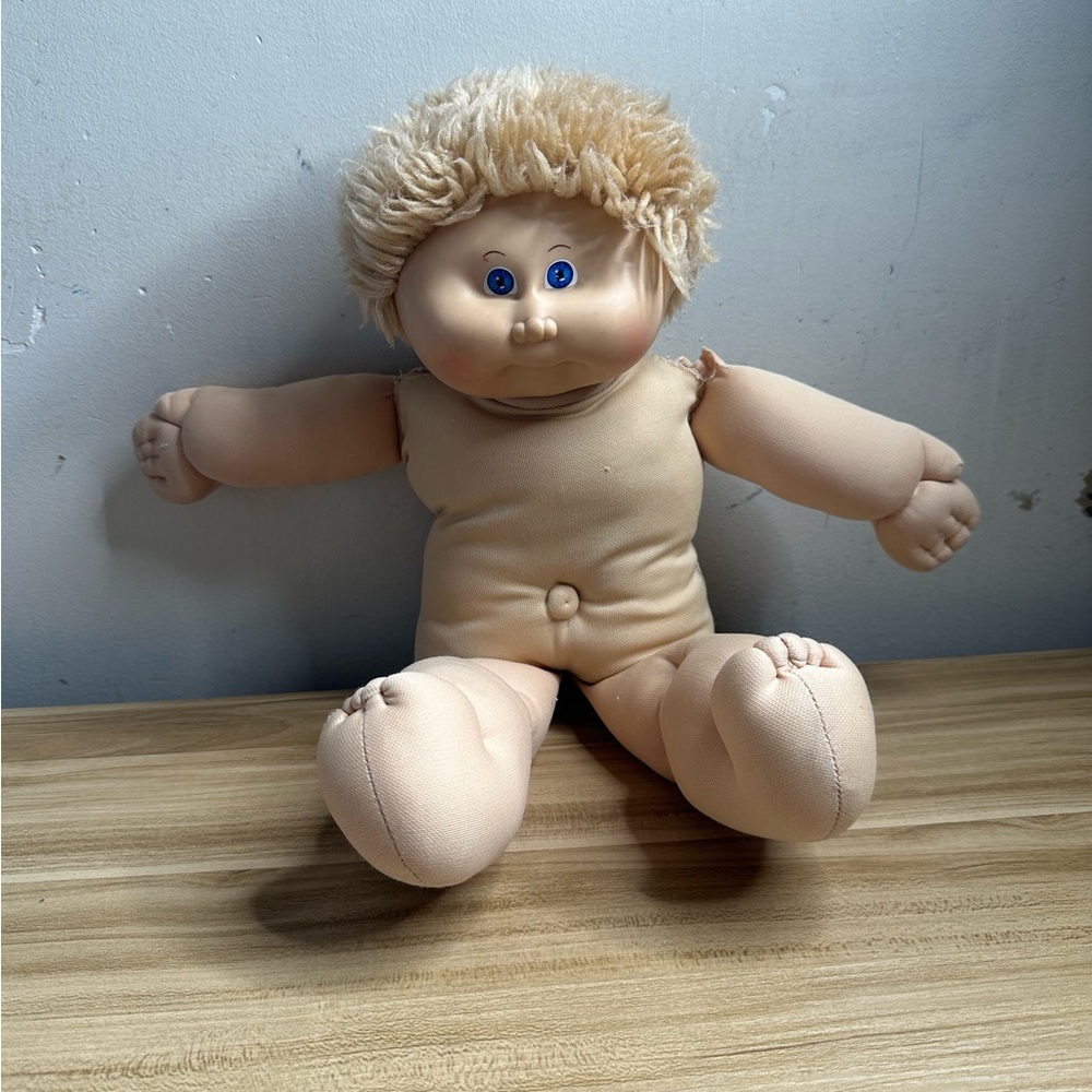 Vintage 1982 Cabbage Patch Doll Boy Blonde Hair Blue Eyes